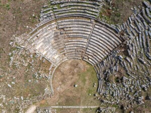 Αρχαιολογικός Χώρος Γιτάνων - Θέατρο
